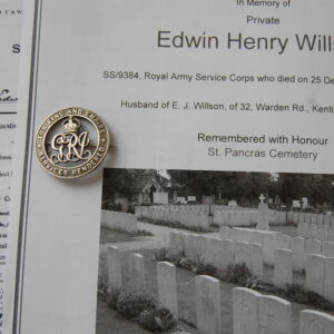 silver pin badge for WW1 invalided out of service