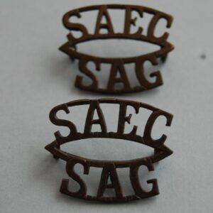 curved shoulder titles reading S.A.E.C/S.A.G.