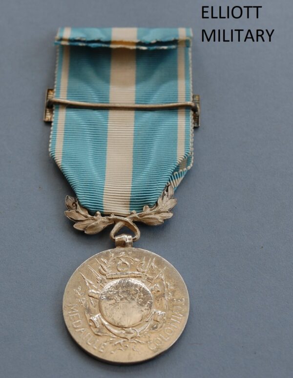 Reverse of medal