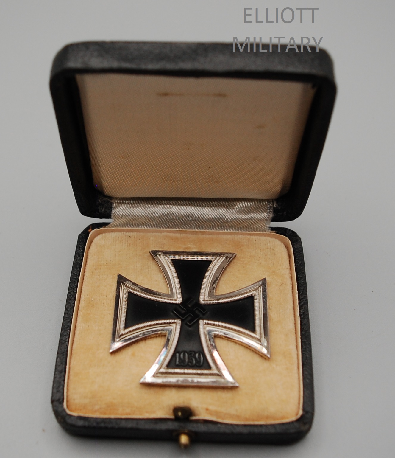 WW2 GER IC 1ST BOX