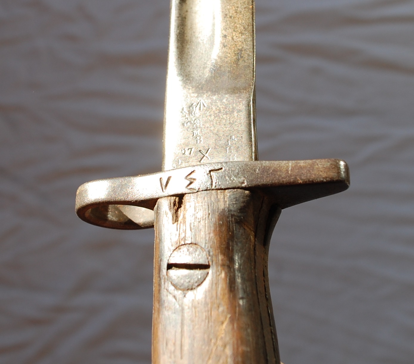 British WW1 1907 Pattern Bayonet With 1914 Frog (RARE Maker - MOLE) - Image 4